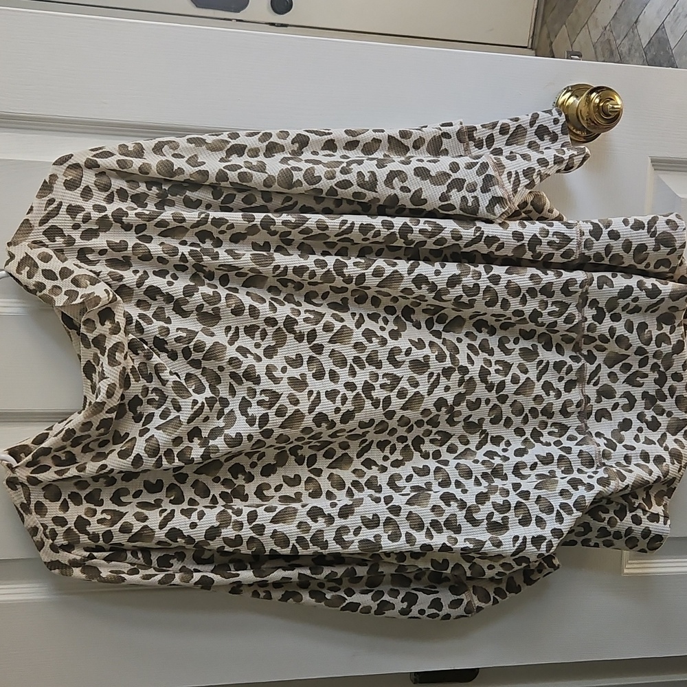 Leopard Top